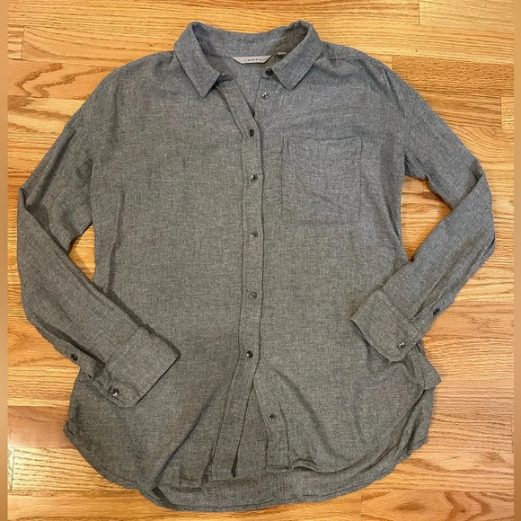 Athleta Women’s Avenues Viscose Wool Blend Button-Down Shirt - Gray - Sz XS - Picture 1 of 11